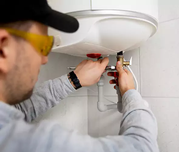 Get Affordable Water Heater Repair Service in Manorville, NY