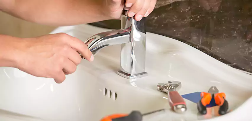 Bathtub Faucet Replacement in Manorville